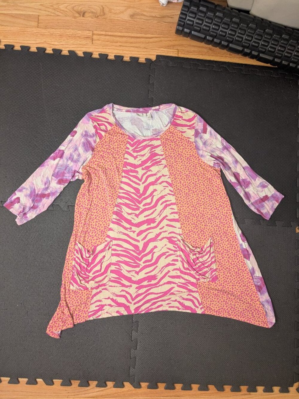 LOGO Lori Goldstein 2x plus size tunic top slouch lounge pink animal print zebra